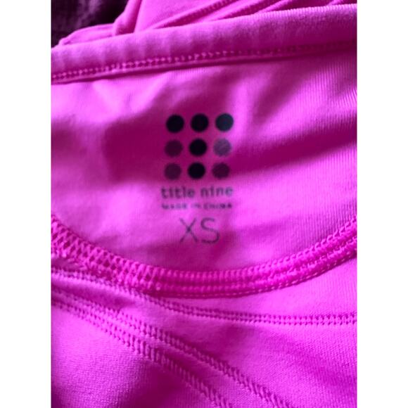 Title Nine Workout Tank Top Hot Pink Size XS Stretchy Gym Looks Athleisure - Picture 3 of 3